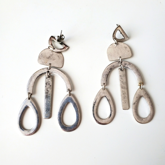 Jewelry - Silver tone boho dangle earrings